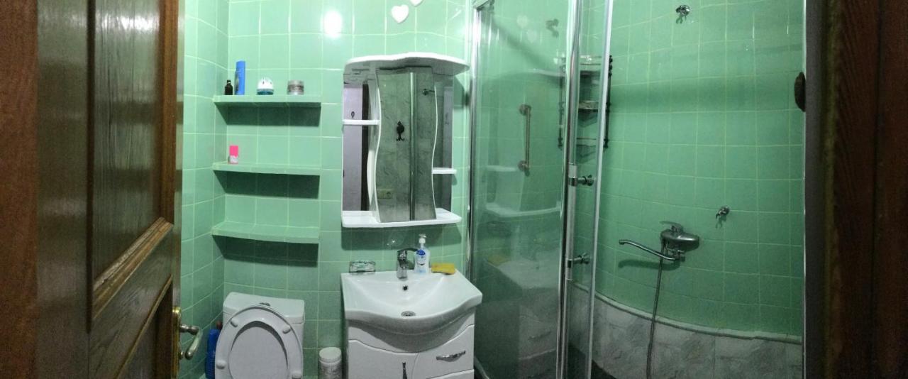 Apartment Ge Zvezda 巴统 外观 照片