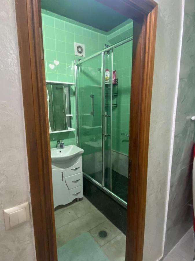 Apartment Ge Zvezda 巴统 外观 照片