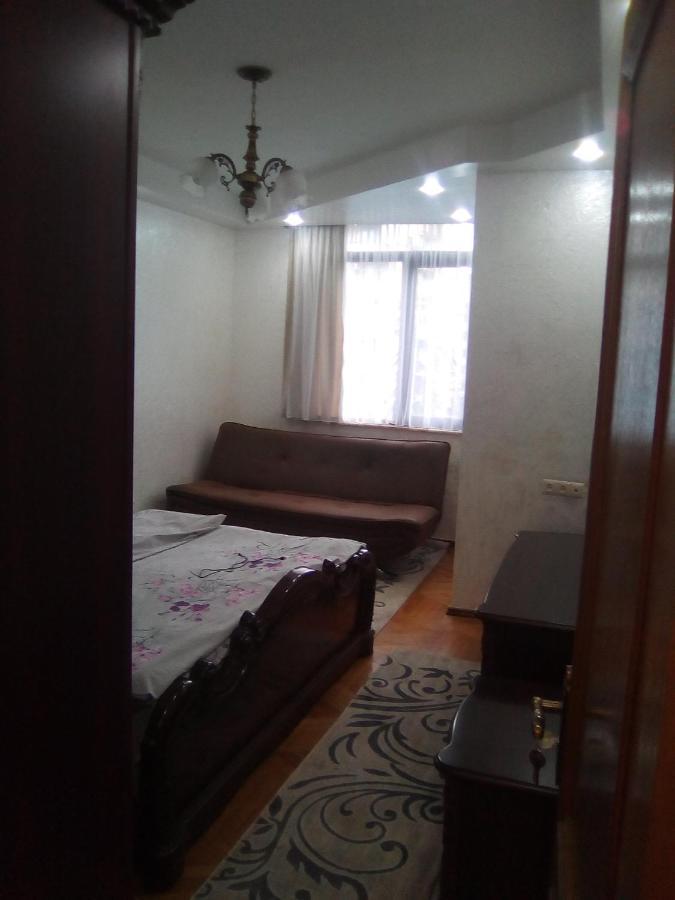 Apartment Ge Zvezda 巴统 外观 照片